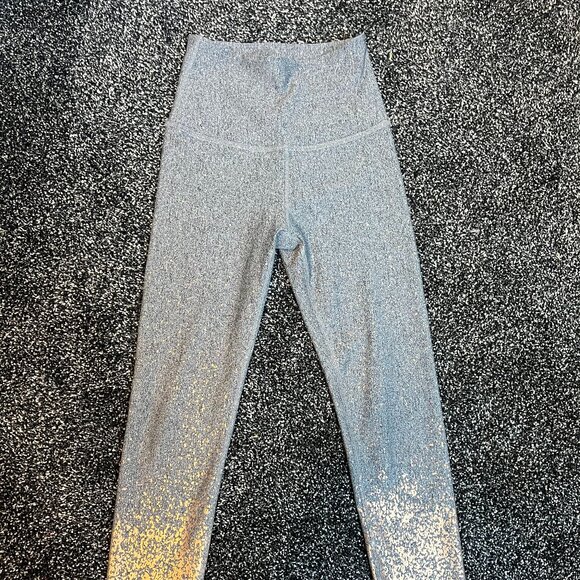 Beyond Yoga Alloy Ombre Speckled Midi Leggings in Grey/Rose Gold Size Small - Picture 4 of 6